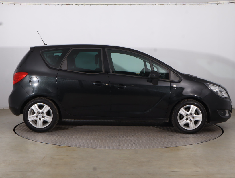 Opel Meriva, 2016