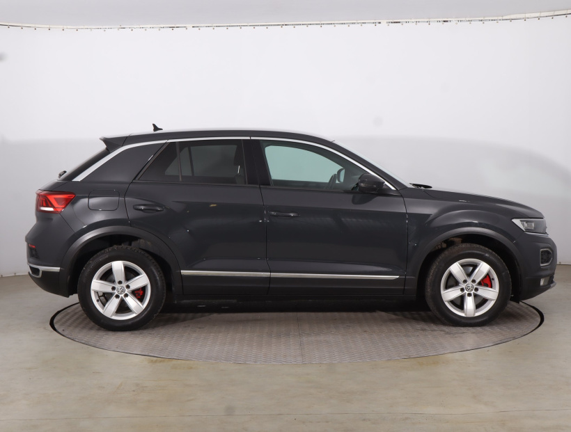 Volkswagen T-Roc, 2018