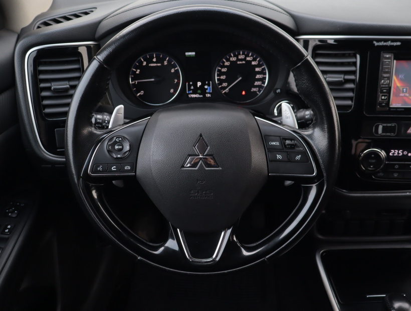 Mitsubishi Outlander, 2017