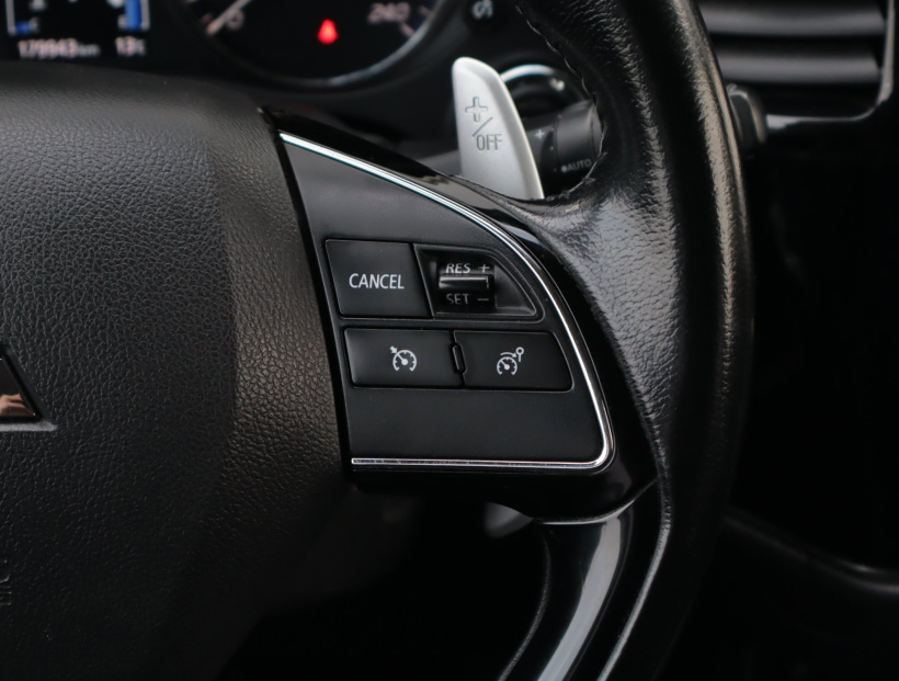 Mitsubishi Outlander, 2017