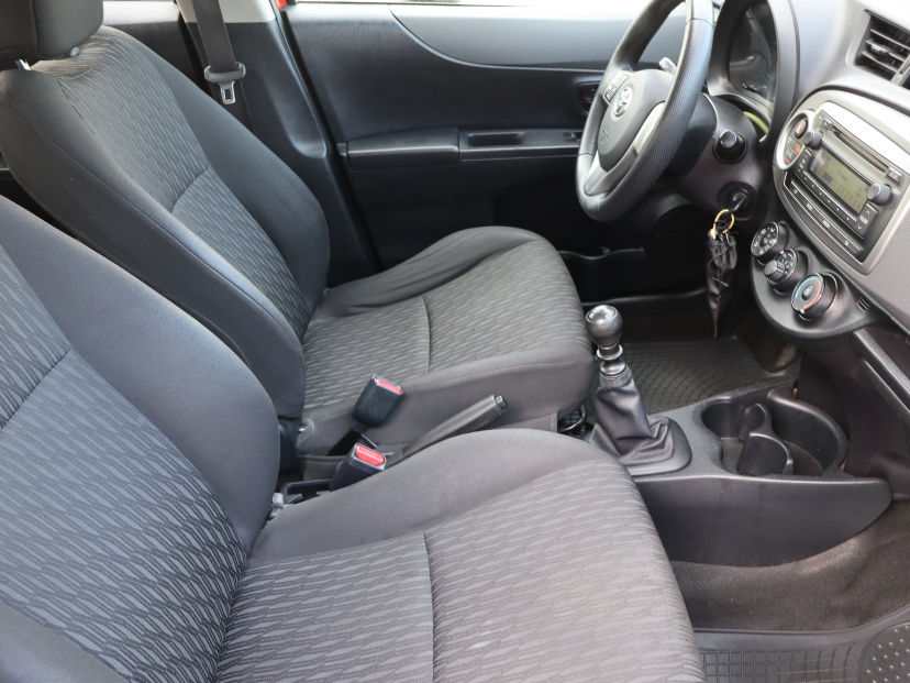 Toyota Yaris, 2012