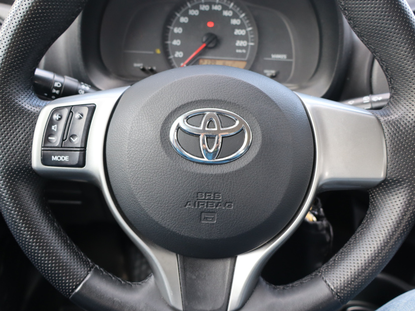 Toyota Yaris, 2012