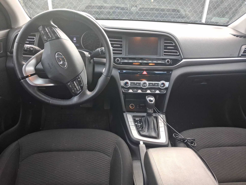 Hyundai Elantra, 2019