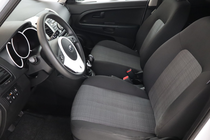 Kia Venga, 2010