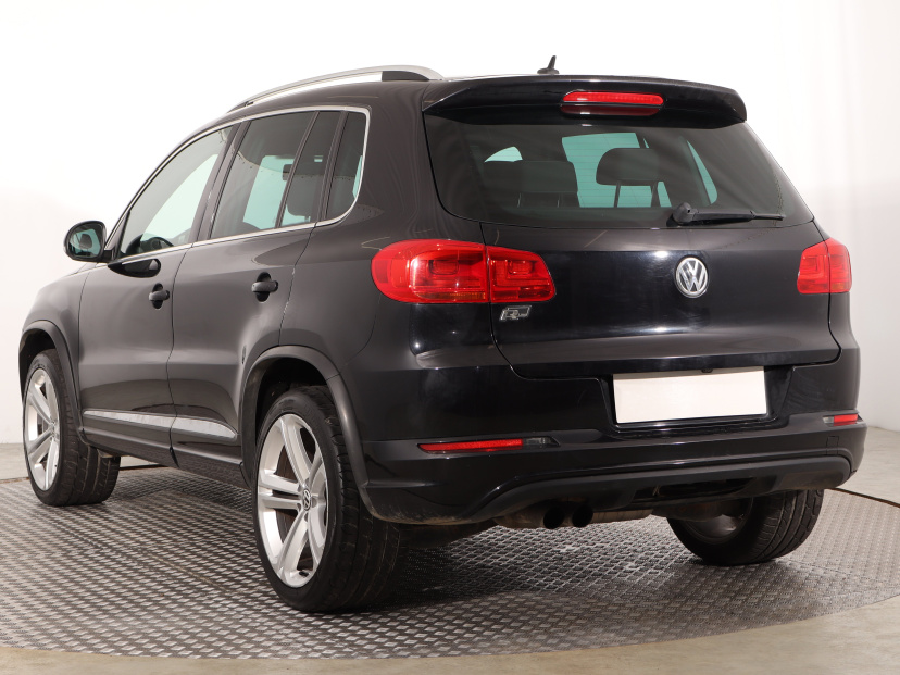 Volkswagen Tiguan, 2012