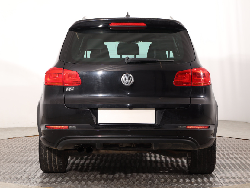 Volkswagen Tiguan, 2012