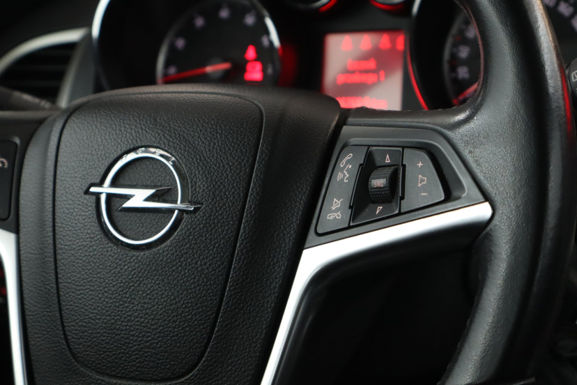 Opel Astra, 2010