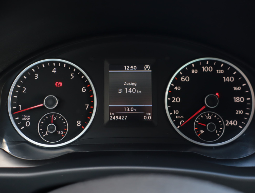 Volkswagen Tiguan, 2011