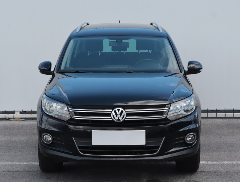 Volkswagen Tiguan, 2011