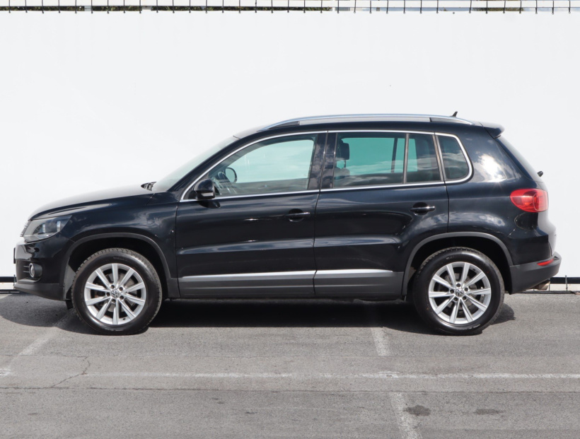 Volkswagen Tiguan, 2011