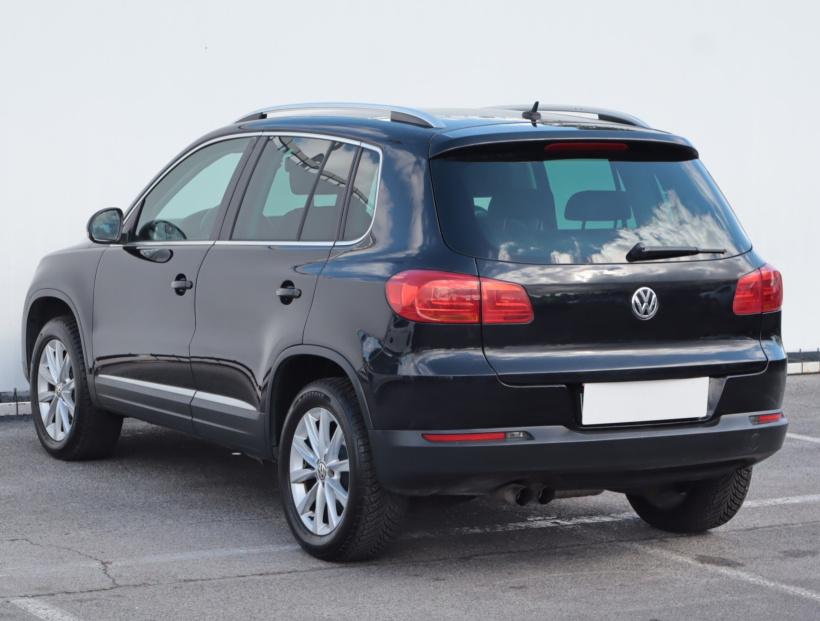 Volkswagen Tiguan, 2011