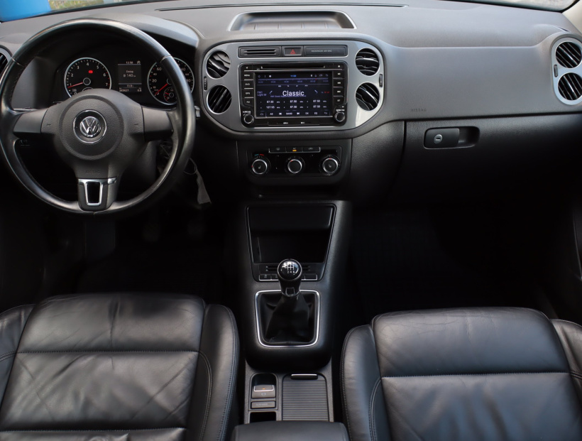 Volkswagen Tiguan, 2011