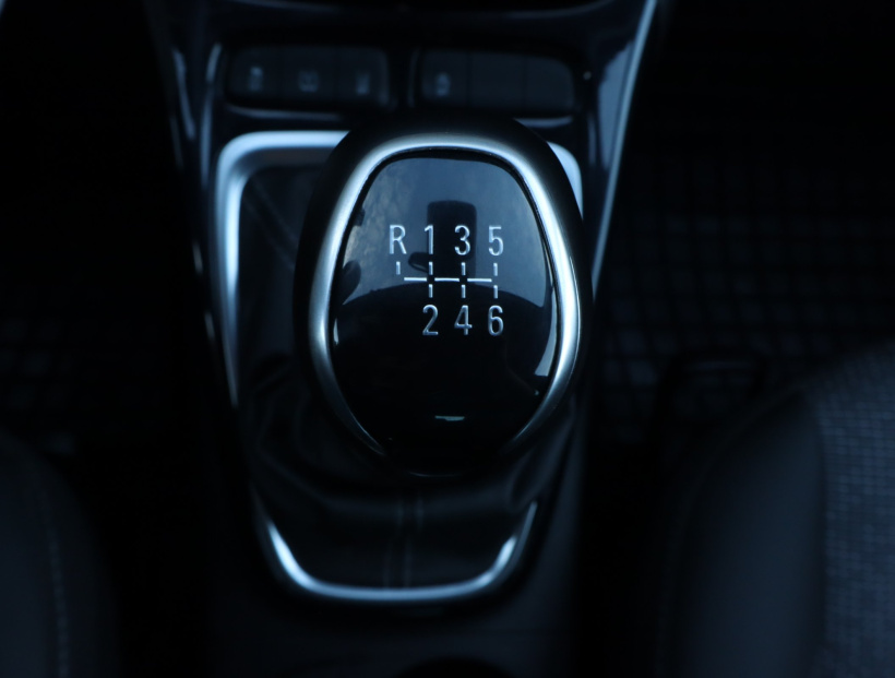 Opel Crossland, 2023