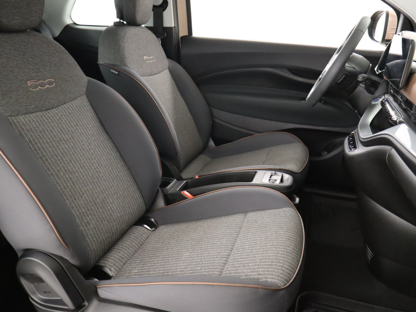Fiat 500e, 2023