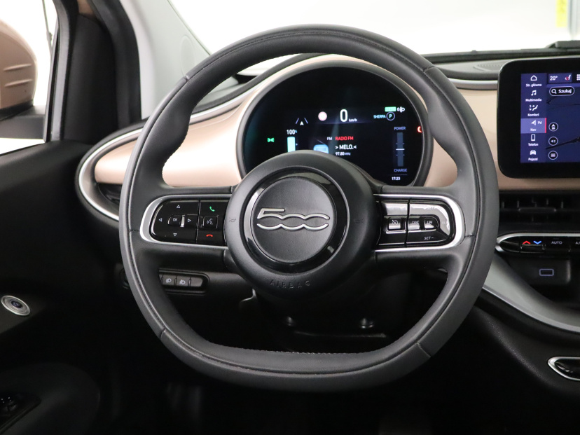 Fiat 500e, 2023