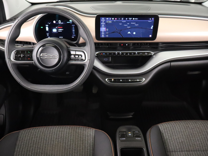 Fiat 500e, 2023