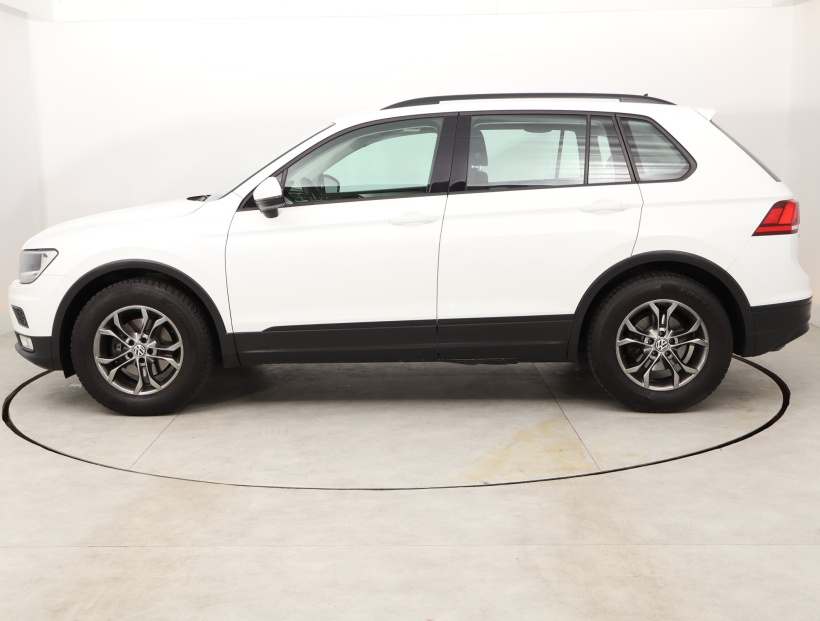 Volkswagen Tiguan, 2016