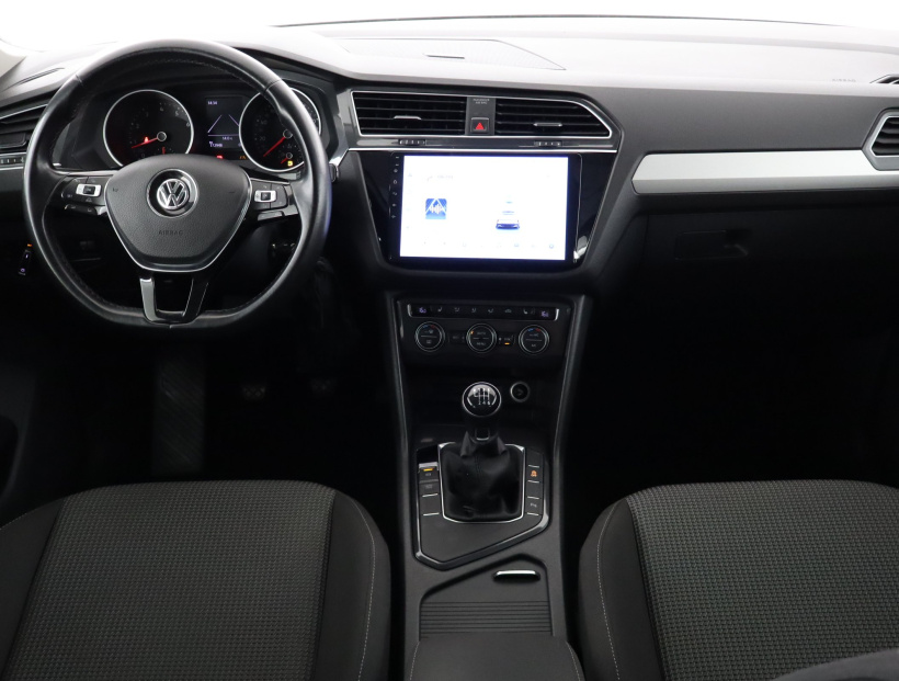 Volkswagen Tiguan, 2016