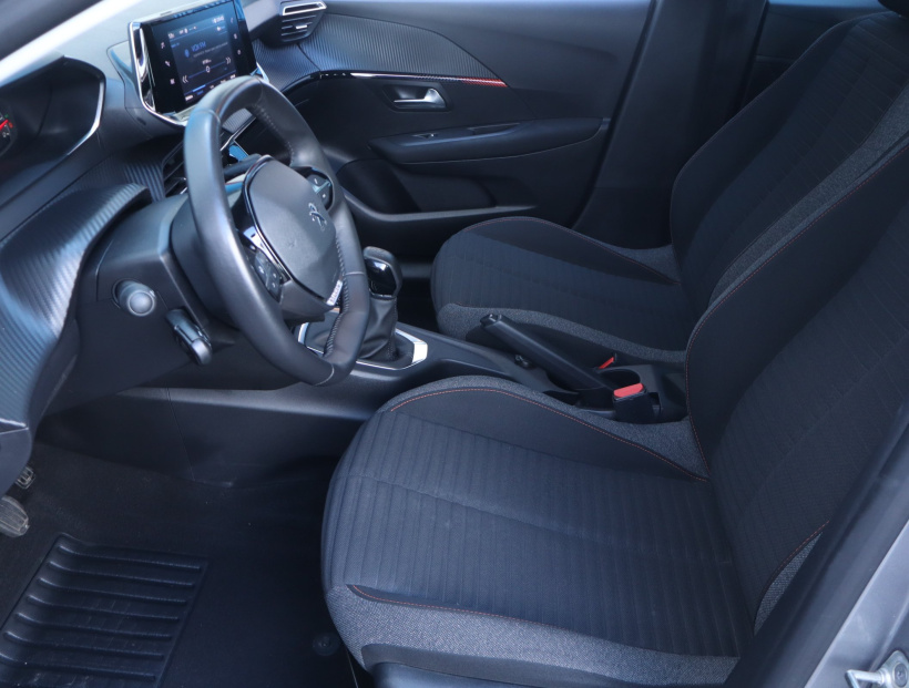 Peugeot 208, 2022