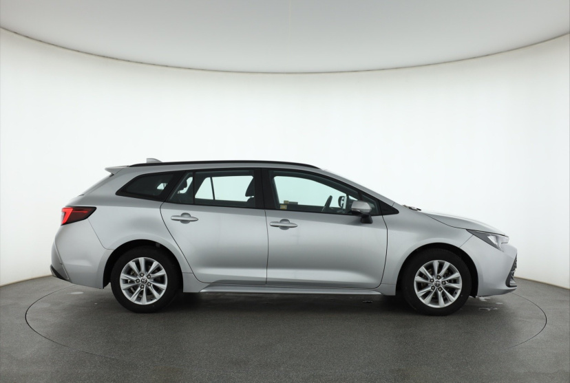 Toyota Corolla, 2024
