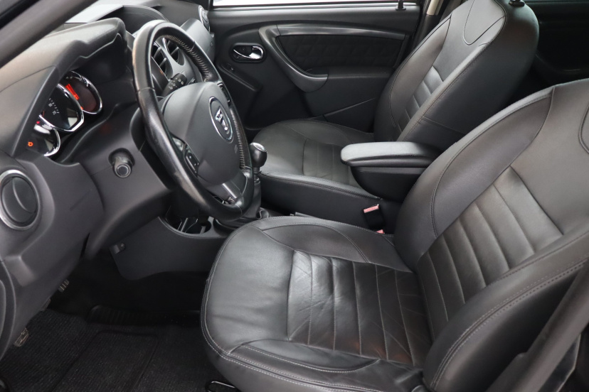 Dacia Duster, 2015