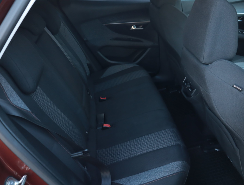 Peugeot 3008, 2018