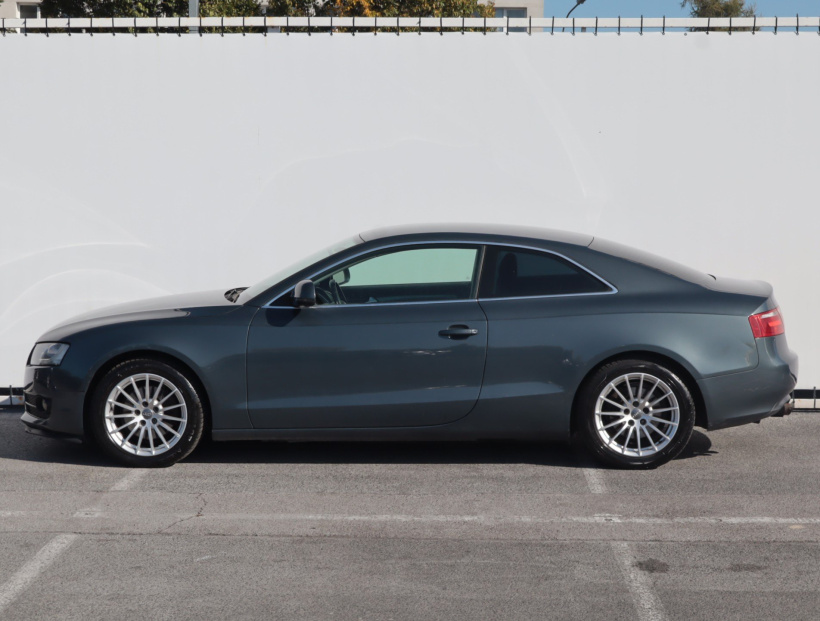 Audi A5, 2009