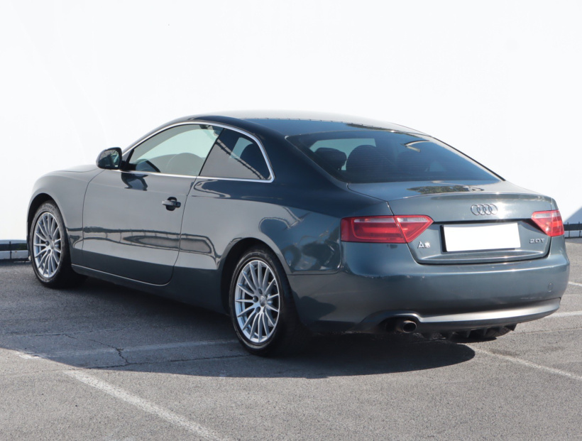 Audi A5, 2009