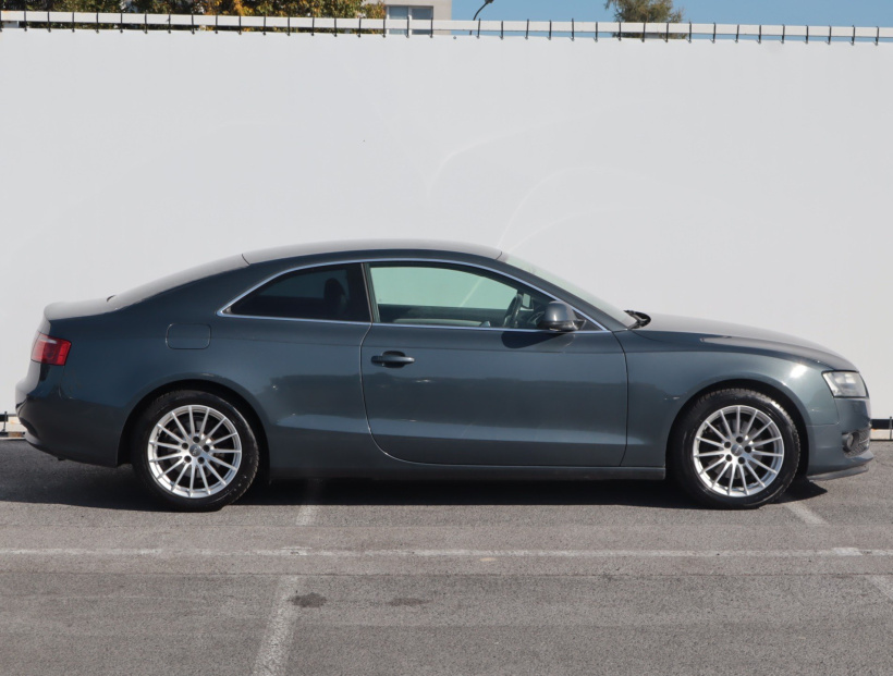 Audi A5, 2009