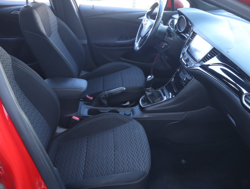 Opel Astra, 2017