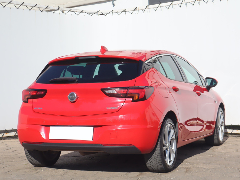 Opel Astra, 2017