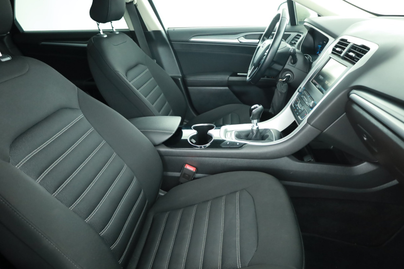 Ford Mondeo, 2016