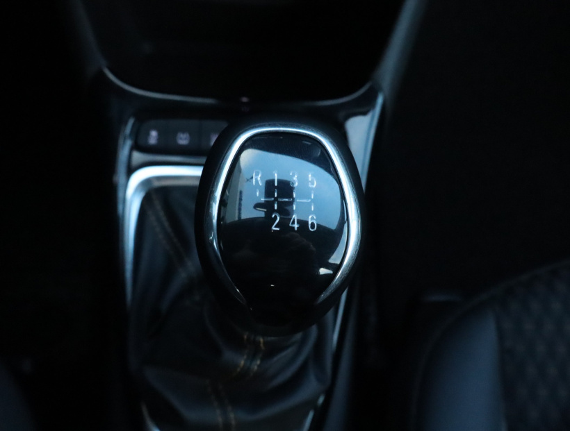 Opel Crossland, 2018