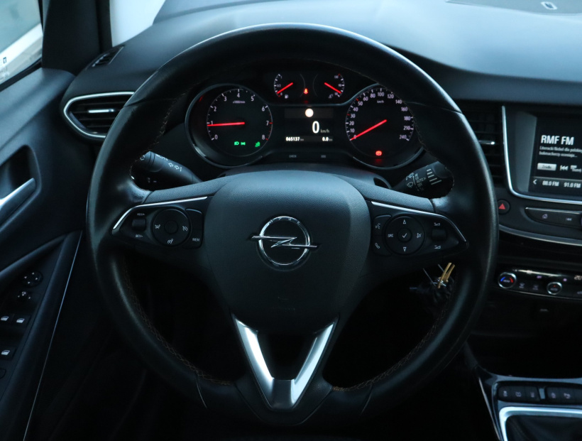 Opel Crossland, 2018