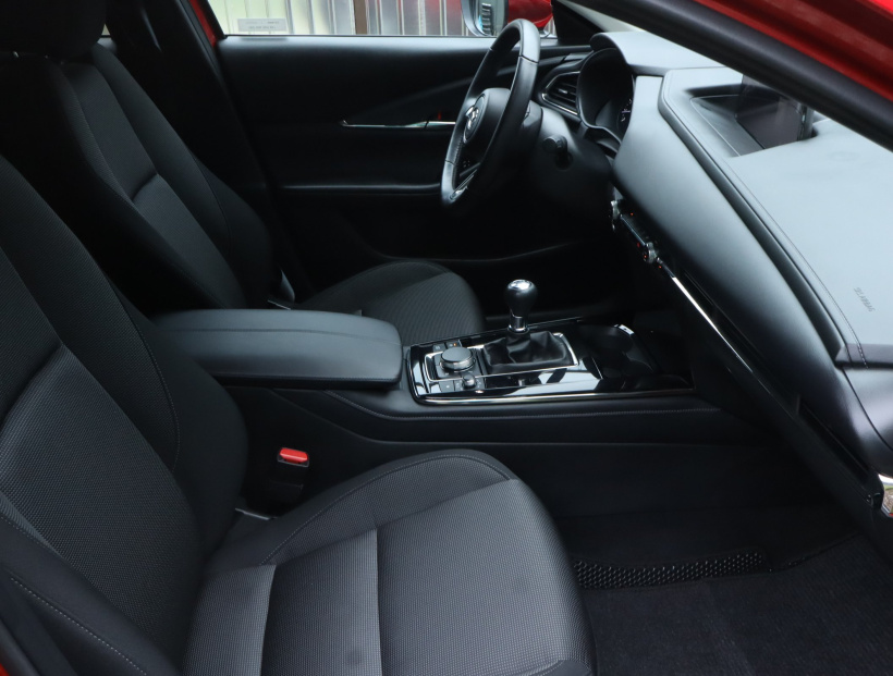 Mazda CX-30, 2024