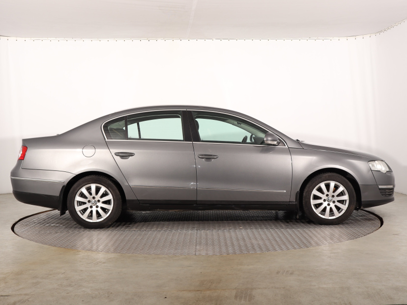 Volkswagen Passat, 2006