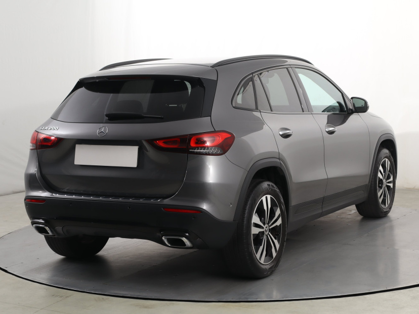 Mercedes-Benz GLA, 2020