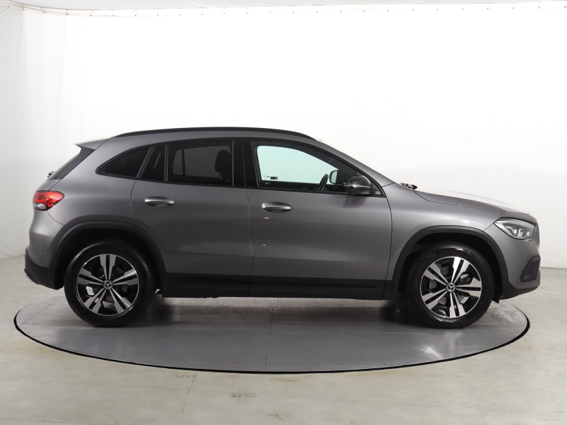 Mercedes-Benz GLA, 2020