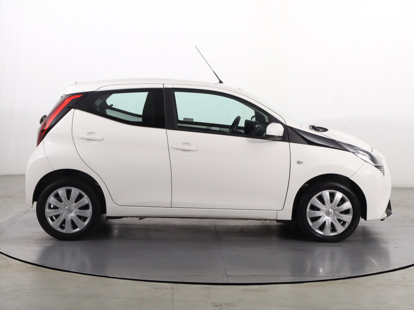 Toyota Aygo, 2021
