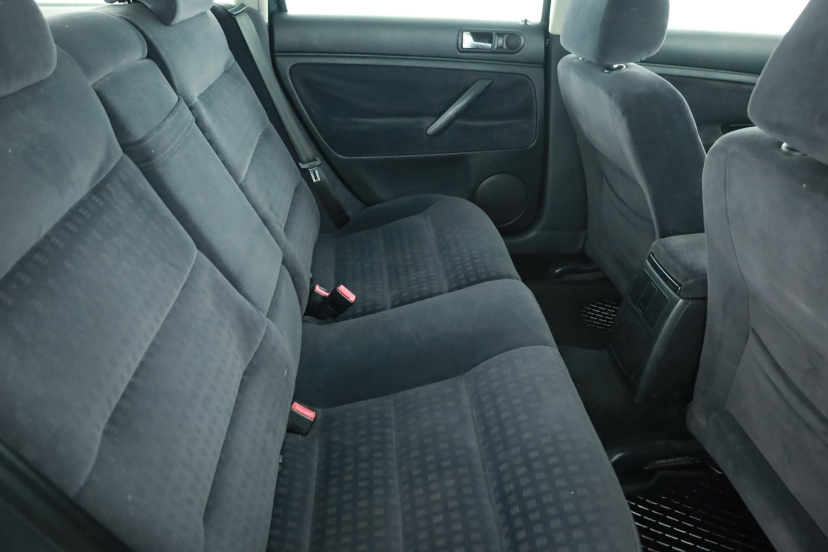 Volkswagen Passat, 2001
