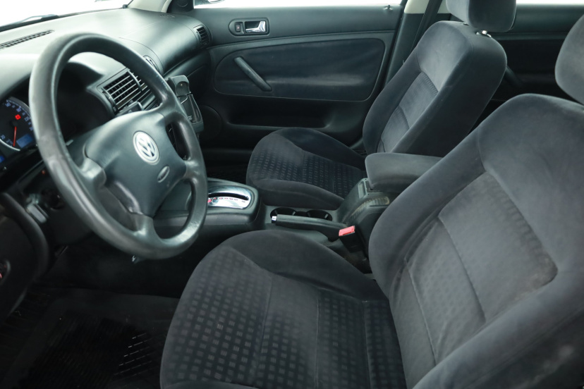 Volkswagen Passat, 2001