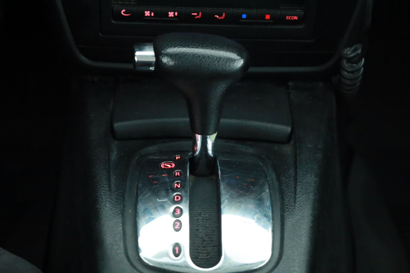 Volkswagen Passat, 2001