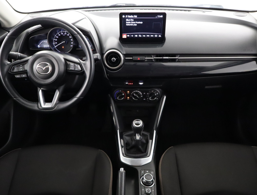 Mazda 2, 2022