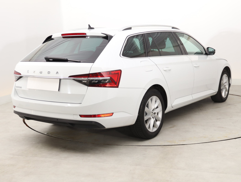 Škoda Superb, 2021