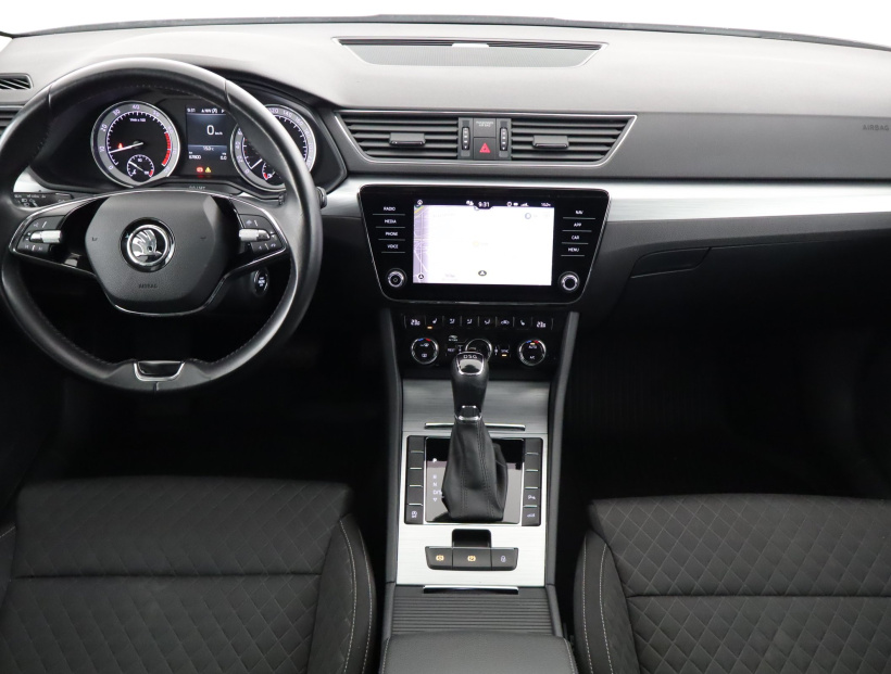Škoda Superb, 2021