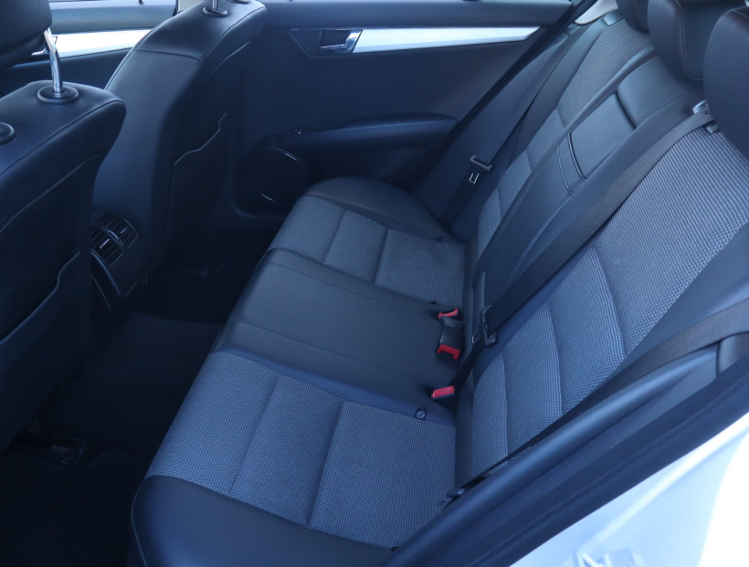 Mercedes-Benz C, 2009