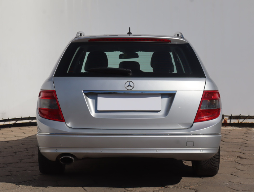 Mercedes-Benz C, 2009