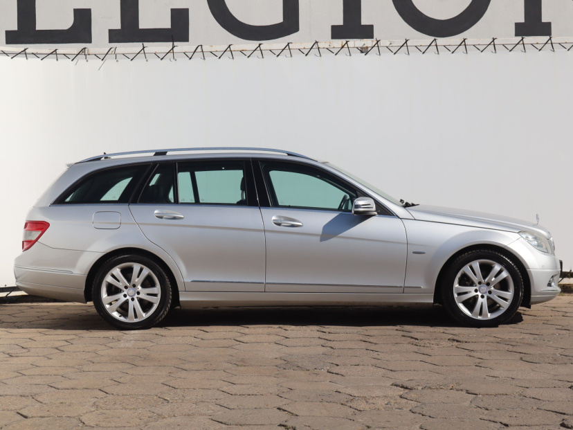 Mercedes-Benz C, 2009
