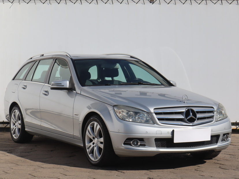 Mercedes-Benz C, 2009