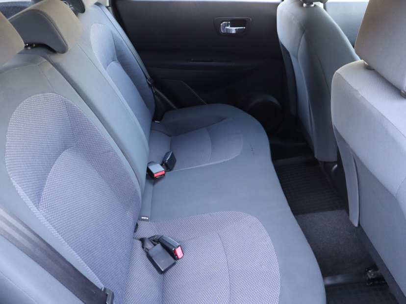 Nissan Qashqai, 2010